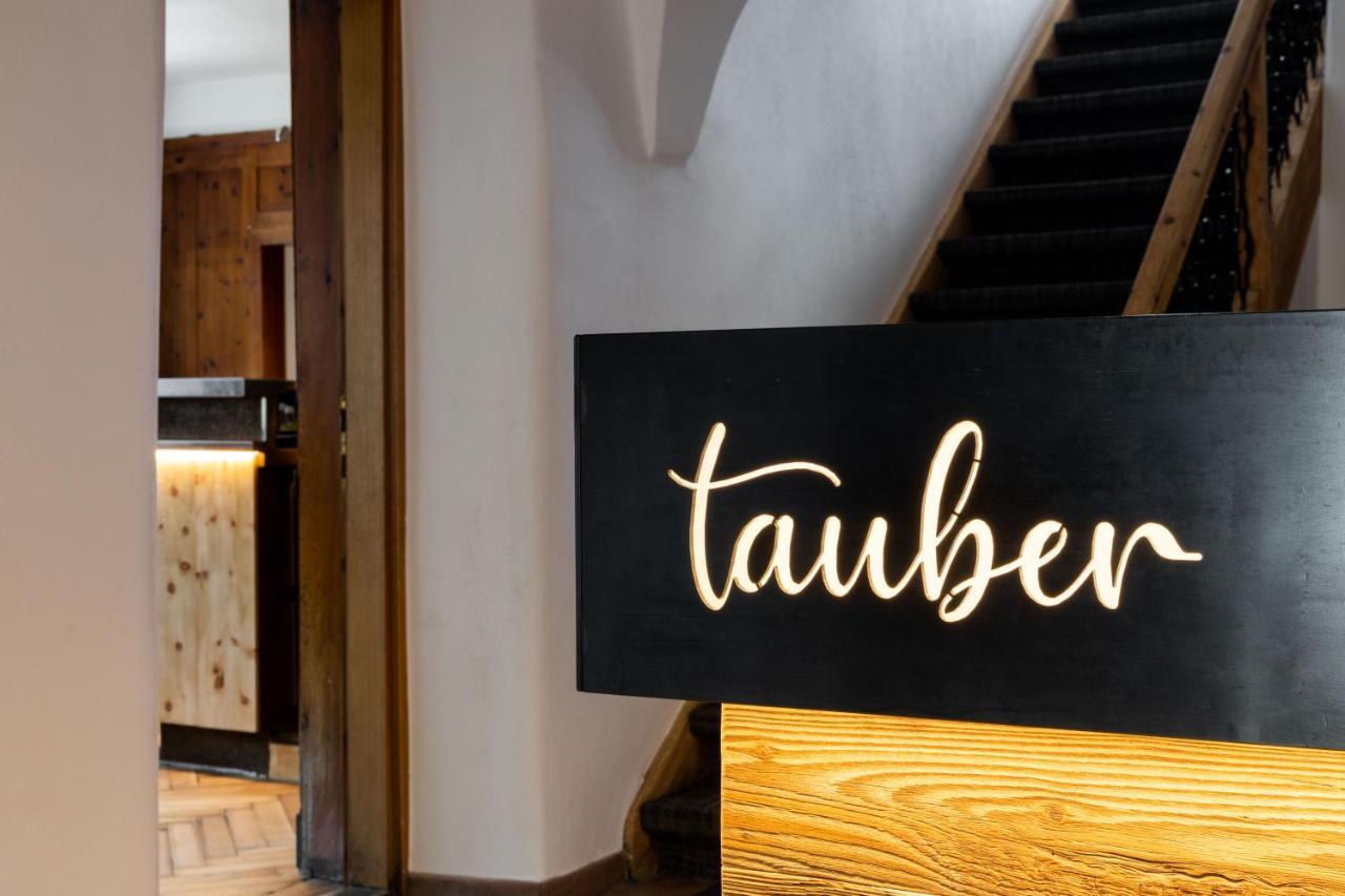 ברסאנונה Garni Hotel Tauber מראה חיצוני תמונה