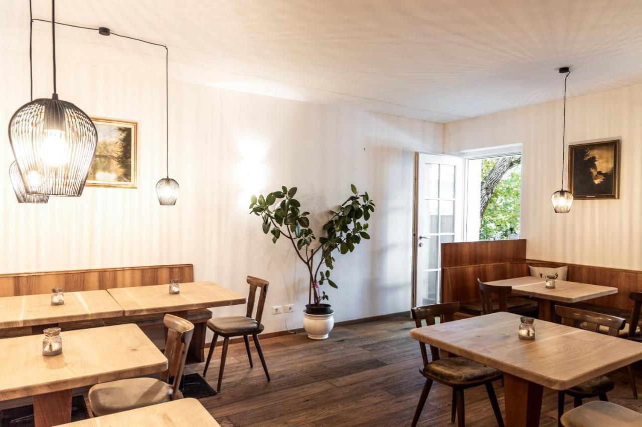 ברסאנונה Garni Hotel Tauber מראה חיצוני תמונה