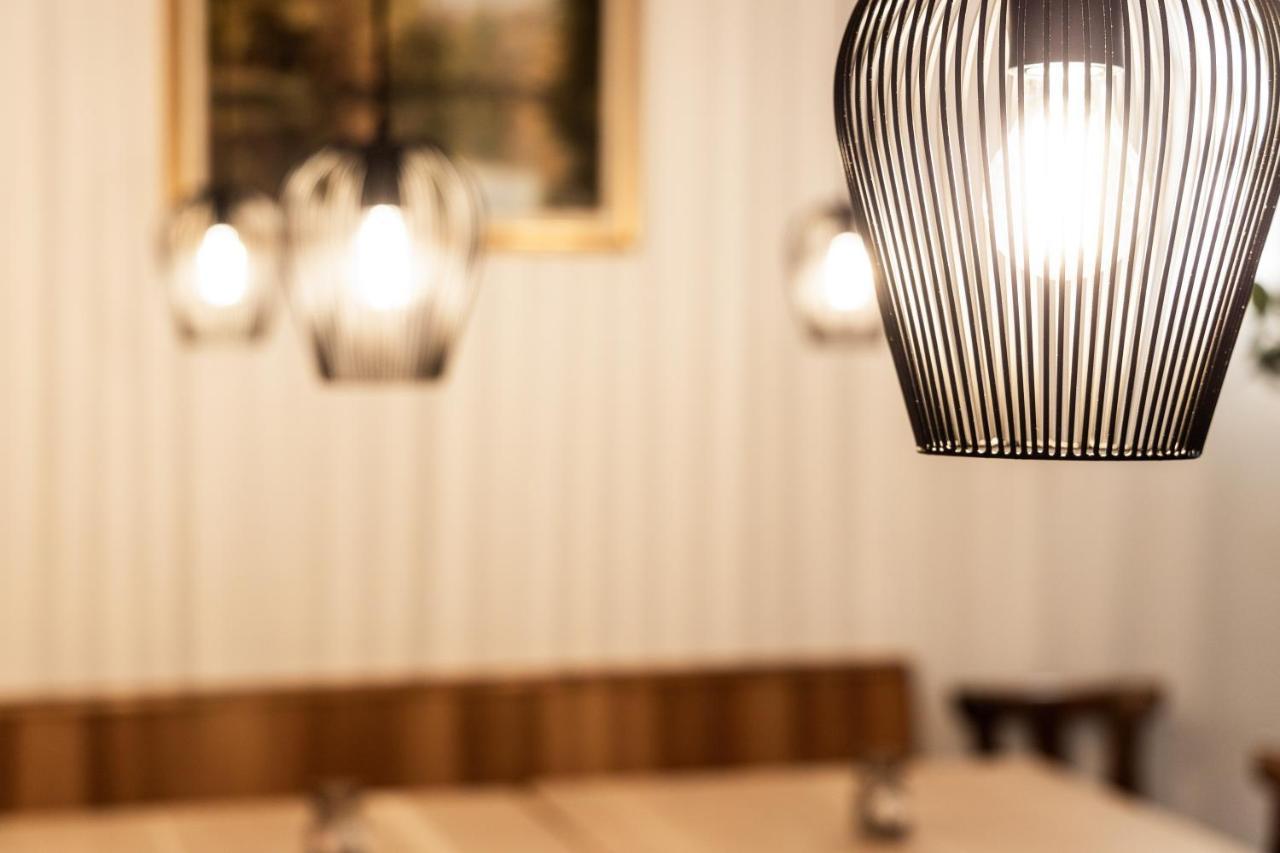 ברסאנונה Garni Hotel Tauber מראה חיצוני תמונה